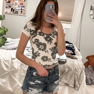 Flowered Cross-Back Crop Top